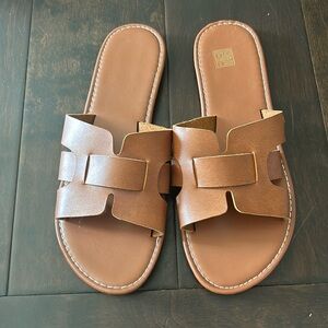Brown Sandals Size 11 Women’s